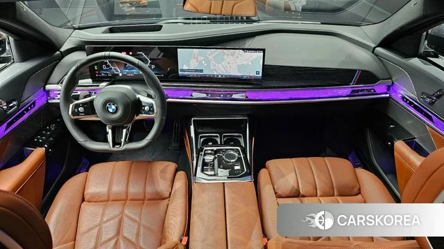 BMW 7 Series (G70) id 3858143 из Кореи 17