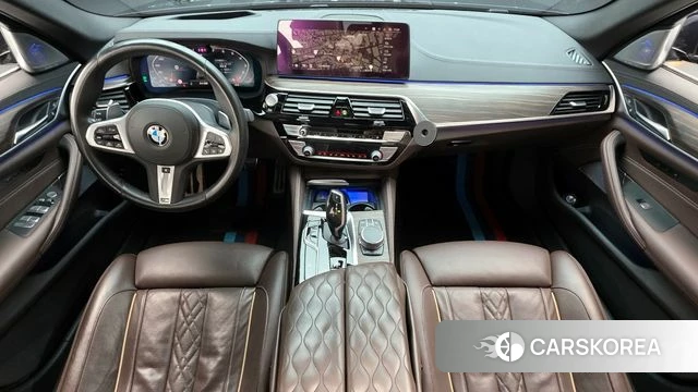 BMW 5 Series (G30) id 3807396 из Кореи 18