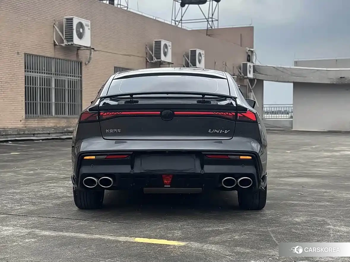 Chang'an Changan UNI-V id 4576270 из Китая 7