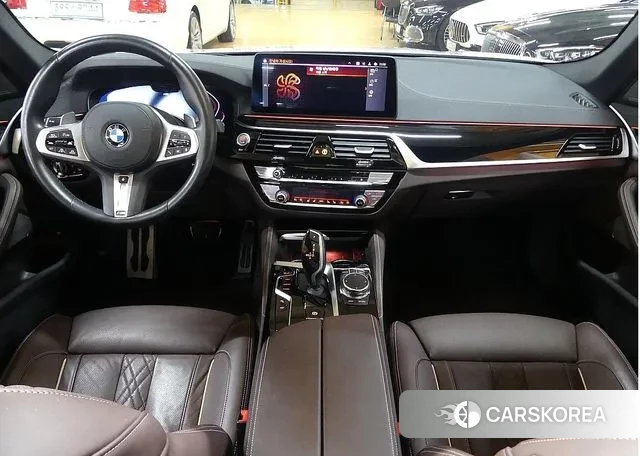 BMW 5 Series (G30) id 3426660 из Кореи 17