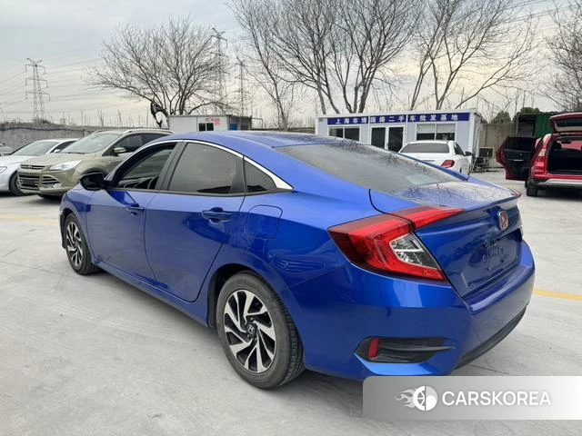 Honda Civic id 4214516 из Китая 7