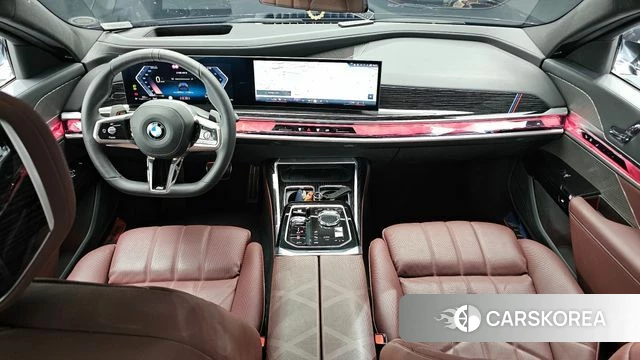 BMW 7 Series (G70) id 4584201 из Кореи 17