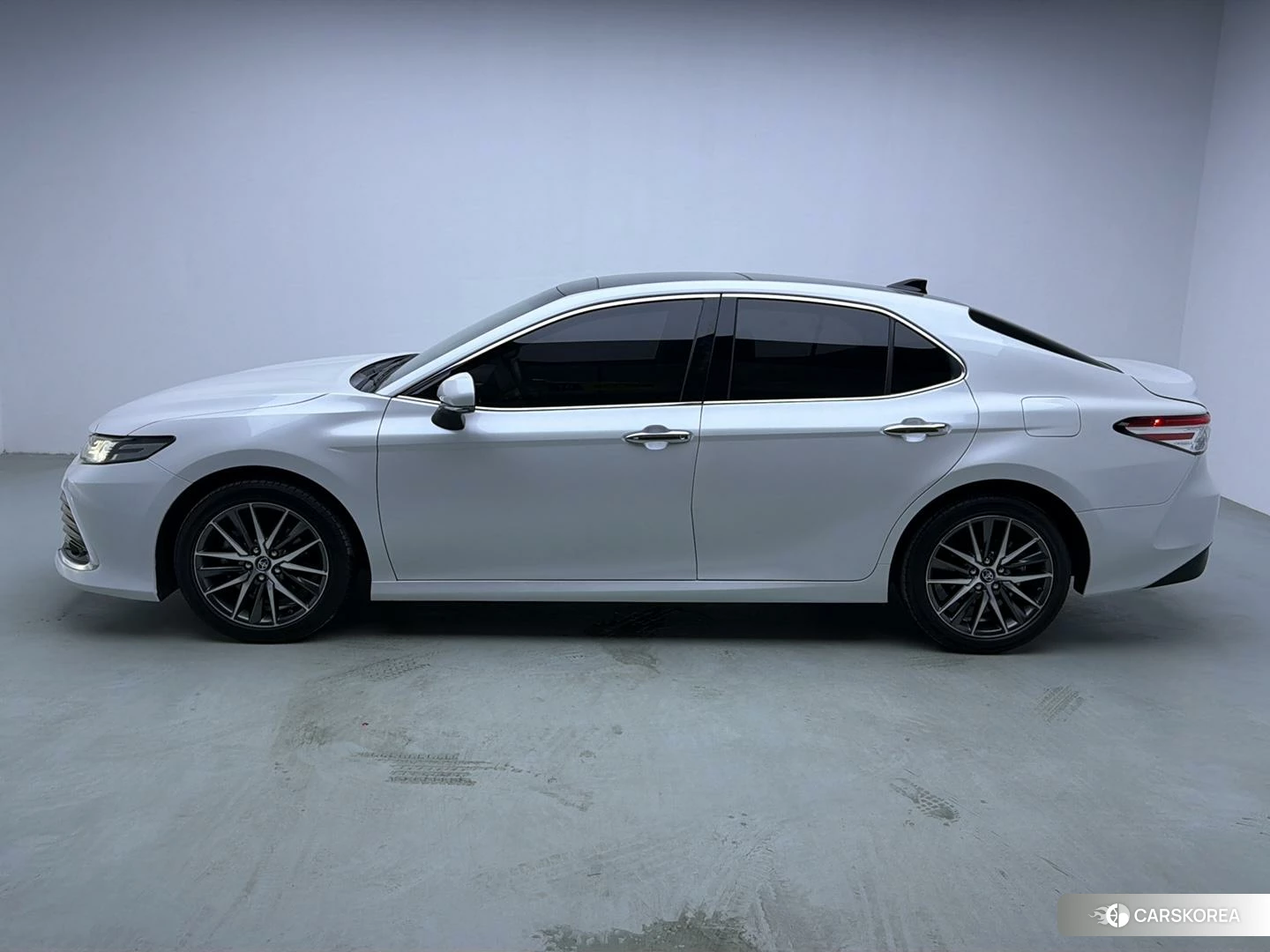 Toyota Camry id 4504967 из Китая 17