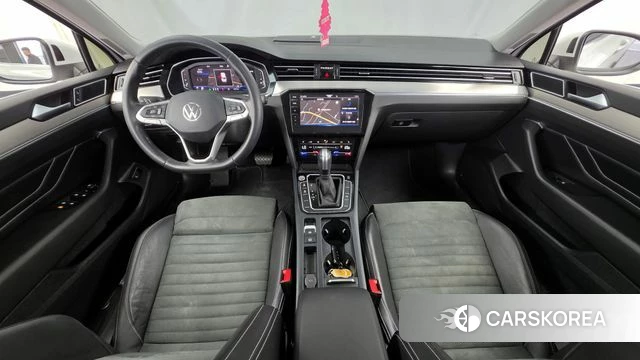 Volkswagen Passat GT (B8) id 4018511 из Кореи 17