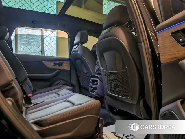 Audi Q7 id 4208654 из Китая 18