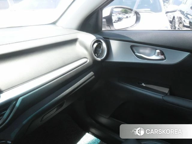 Kia The New K3 2nd generation id 4329636 из Кореи 13