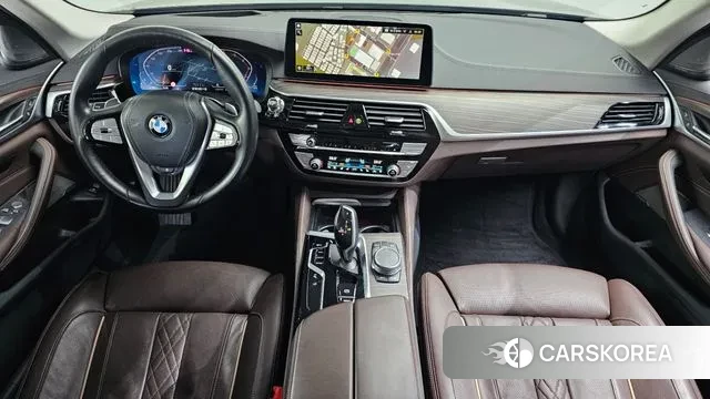 BMW 5 Series (G30) id 3529745 из Кореи 17