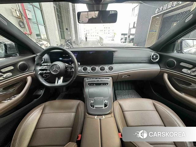 Mercedes-Benz E-class id 4260866 из Китая 14