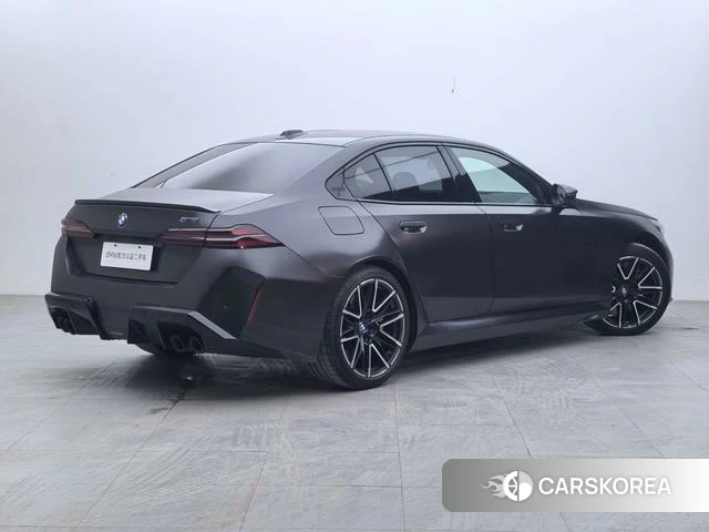 BMW M5 PHEV id 4265377 из Китая 15