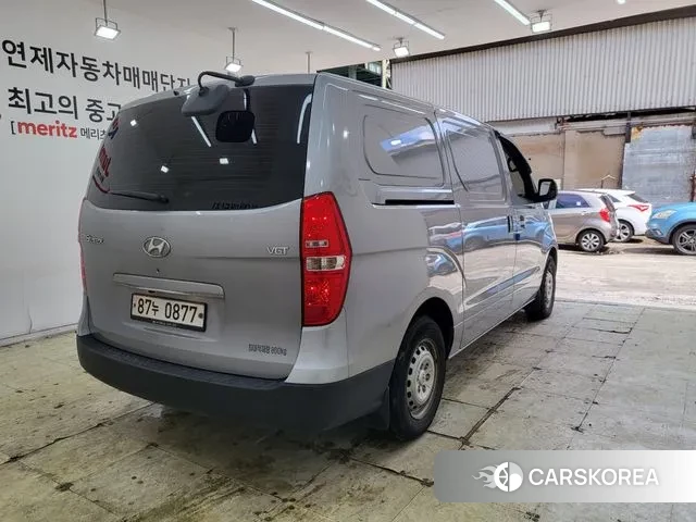 Hyundai The New Grand Starex id 3033572 из Кореи 17