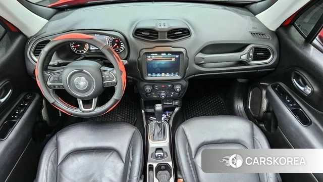 Jeep Renegade id 3924578 из Кореи 17