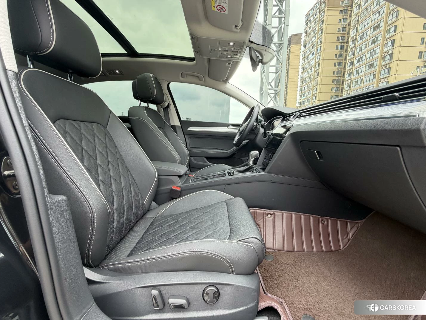 Volkswagen Magotan PHEV id 4499047 из Китая 17