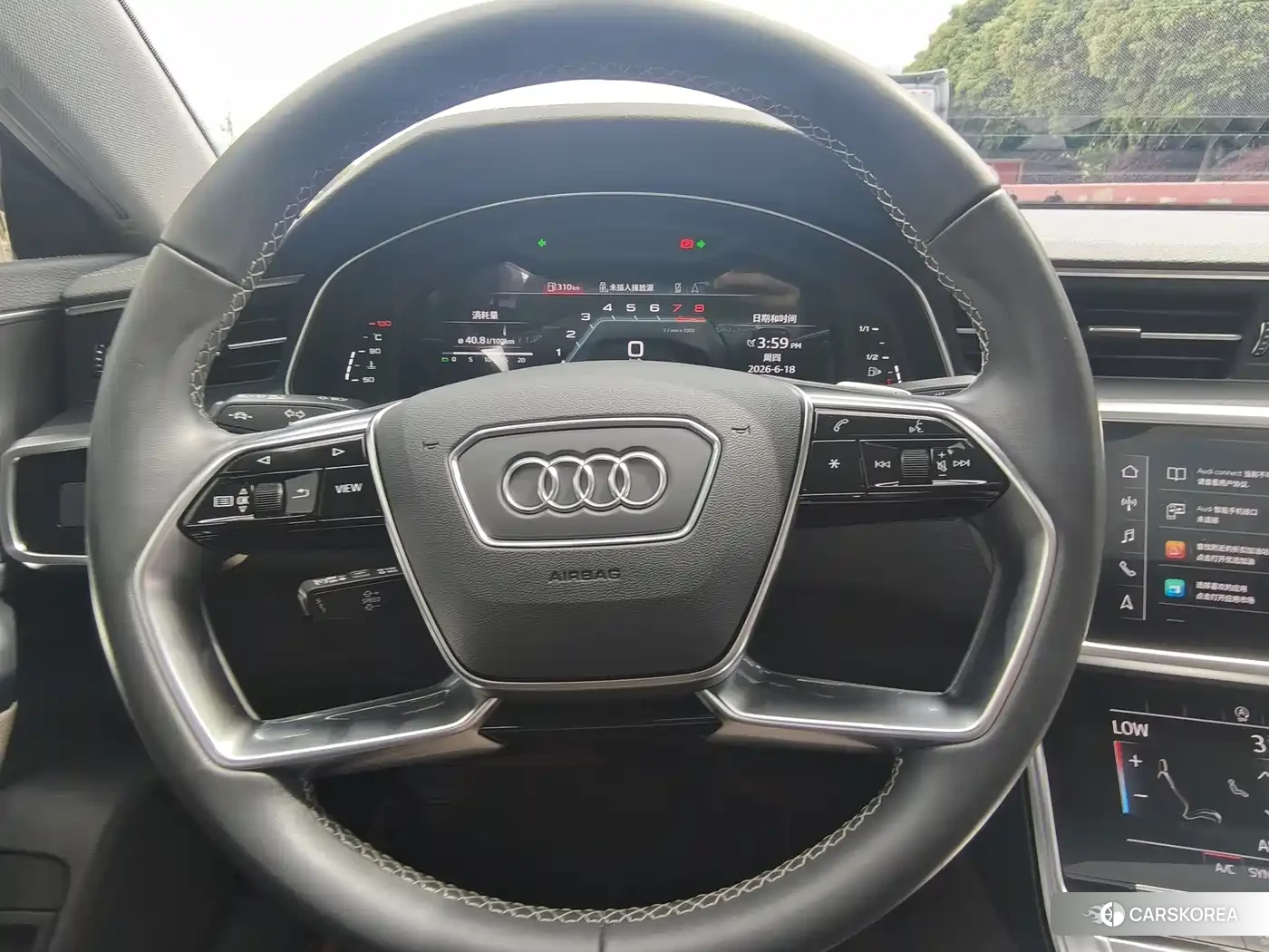 Audi A7L id 4570807 из Китая 15