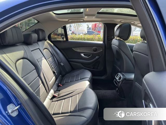 Mercedes-Benz Class C id 4278182 из Китая 11