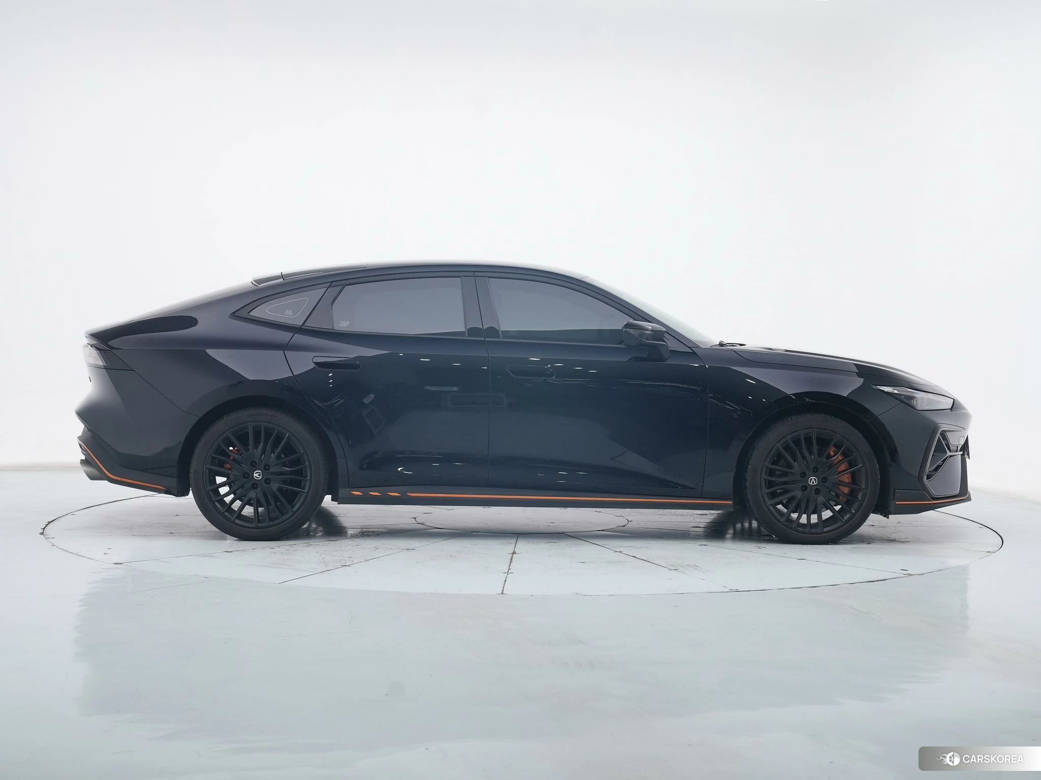 Chang'an UNI-V id 4473353 из Китая 8