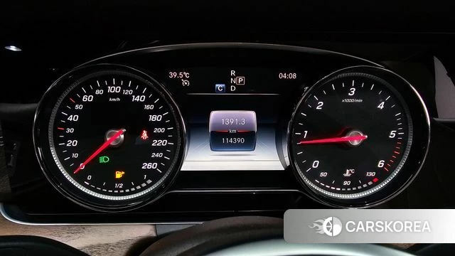 Mercedes-Benz E-Class W213 id 4637892 из Кореи 28