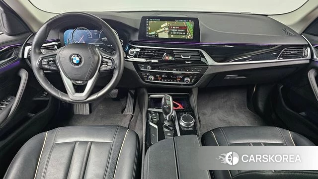 BMW 5 Series (G30) id 4232983 из Кореи 31
