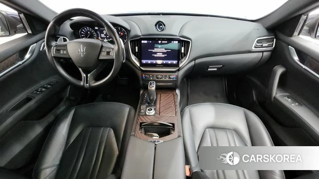 Maserati Ghibli id 3812264 из Кореи 17