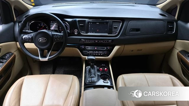 Kia All New Carnival id 3905898 из Кореи 17