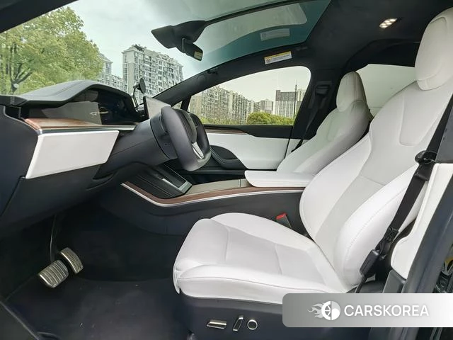 Tesla Model X id 4239064 из Китая 21