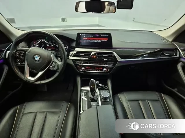 BMW 5 Series (G30) id 3055767 из Кореи 15