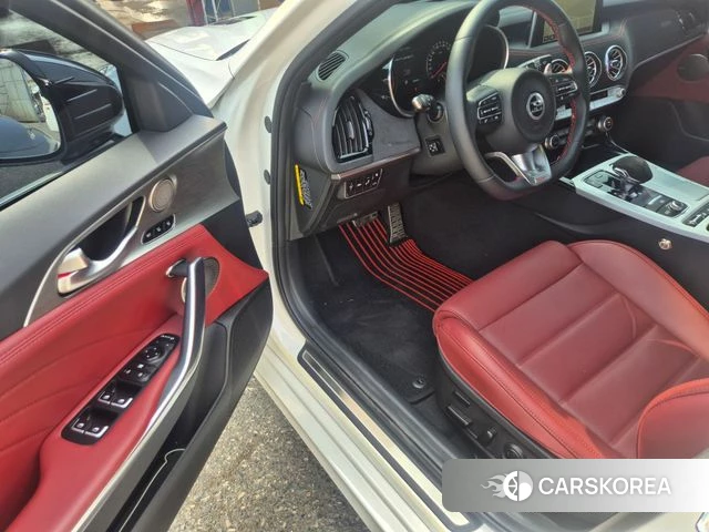 Kia Stinger id 3796351 из Кореи 17