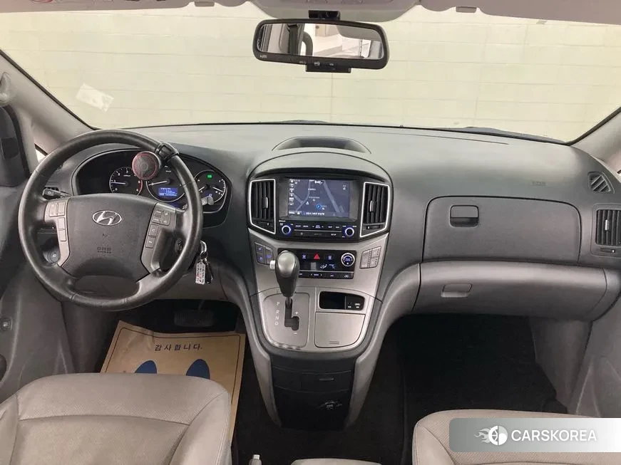 Hyundai The New Grand Starex id 1136113 из Кореи 17