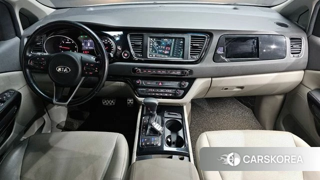 Kia All New Carnival id 3808450 из Кореи 17