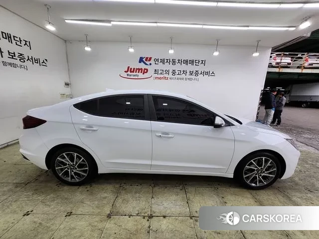 Hyundai The New Avante AD id 3509938 из Кореи 17