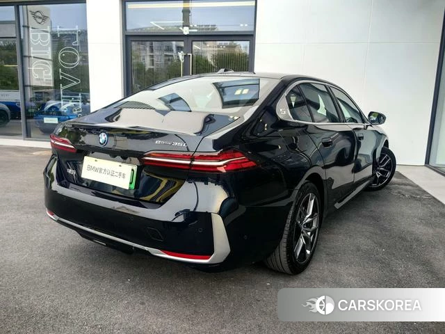 BMW i5 id 3920741 из Китая 11