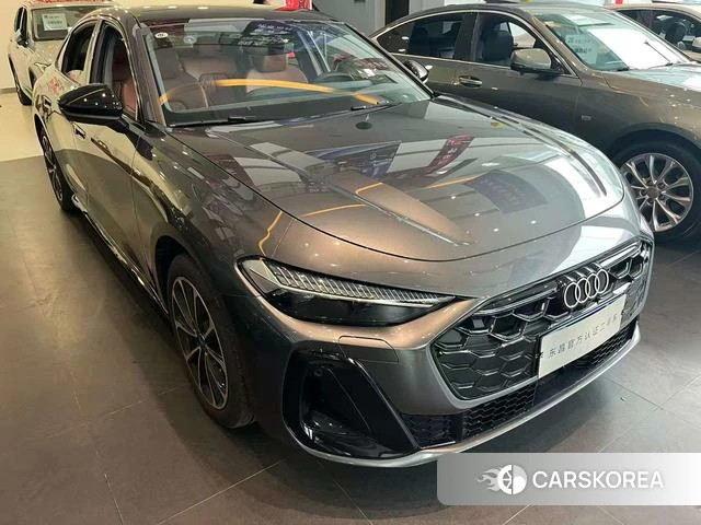 Audi A5L id 4348917 из Китая 7