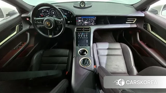 Porsche Taycan id 3670866 из Кореи 17