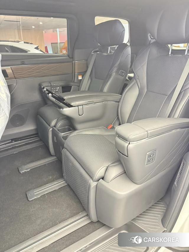 Toyota Elfa id 4301094 из Китая 15