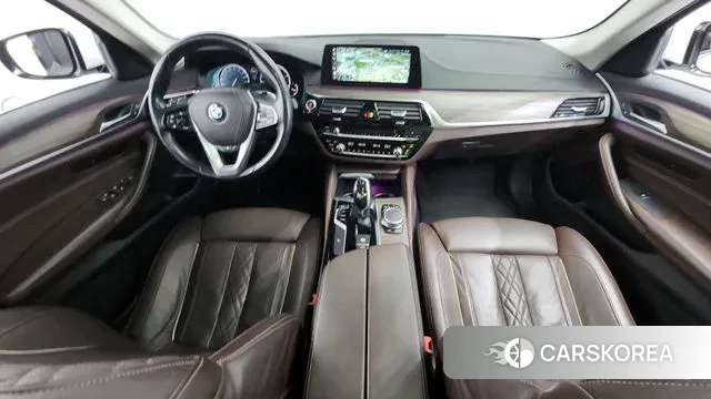 BMW 5 Series (G30) id 2966452 из Кореи 17