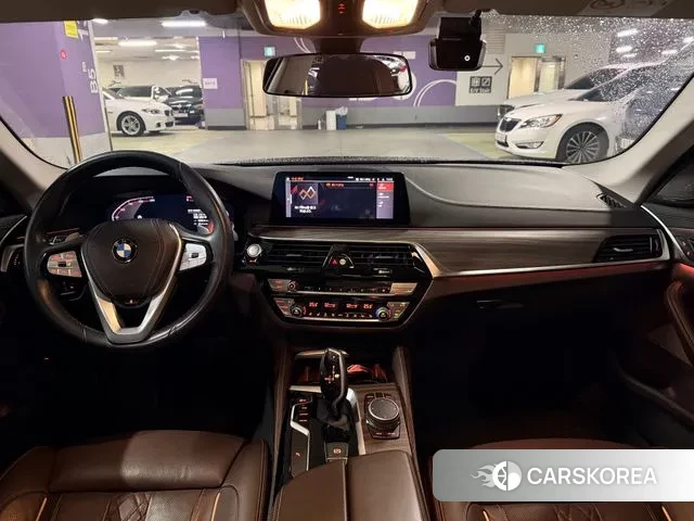 BMW 5 Series (G30) id 3484299 из Кореи 17