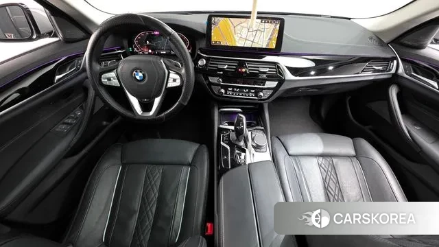 BMW 5 Series (G30) id 3582574 из Кореи 17