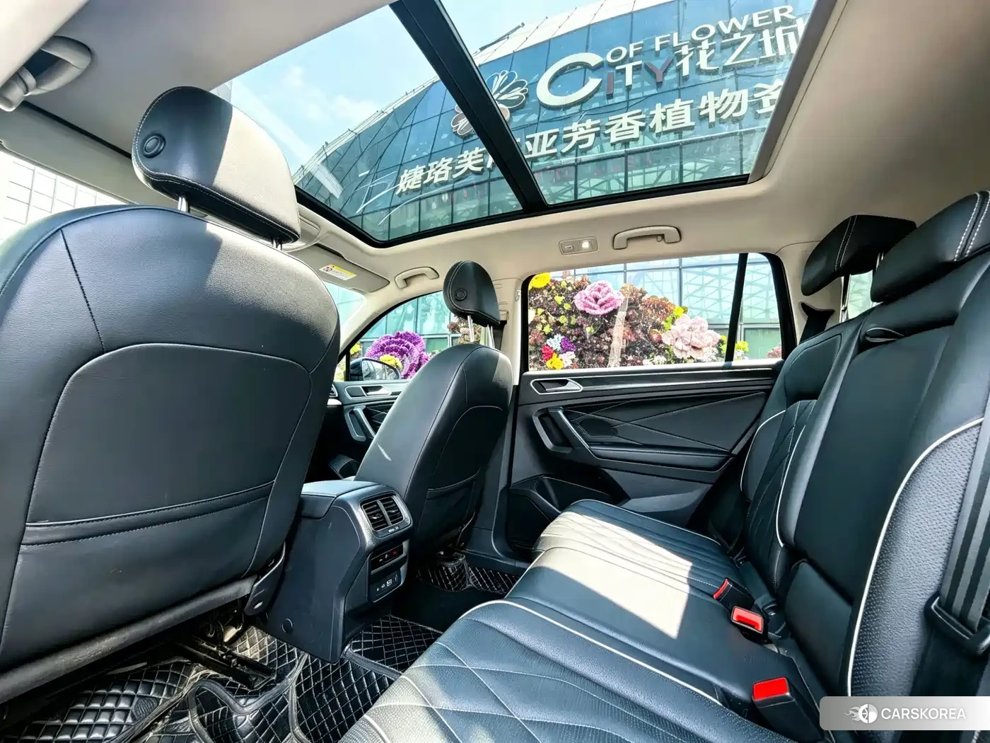 Volkswagen Tiguan L id 4576477 из Китая 14