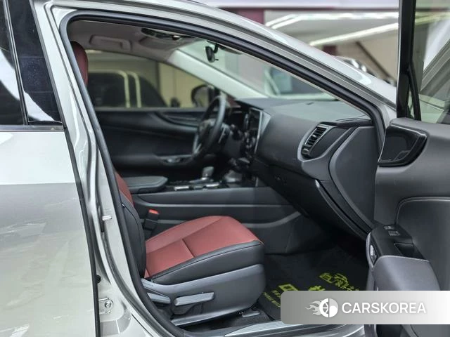 Lexus NX id 4277479 из Китая 30