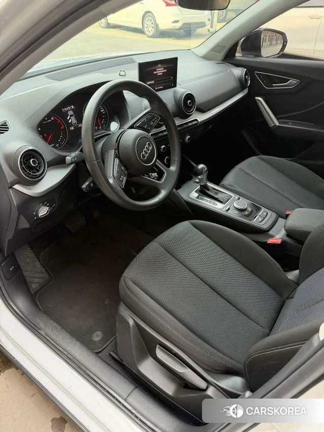 Audi Q2L id 4278950 из Китая 7