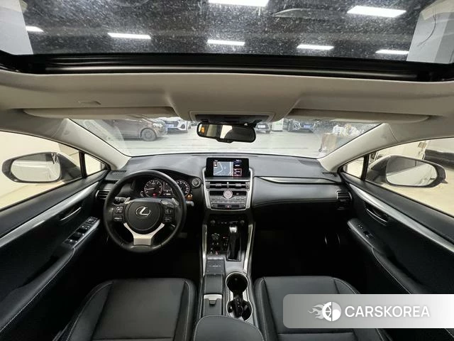 Lexus NX id 4207661 из Китая 20