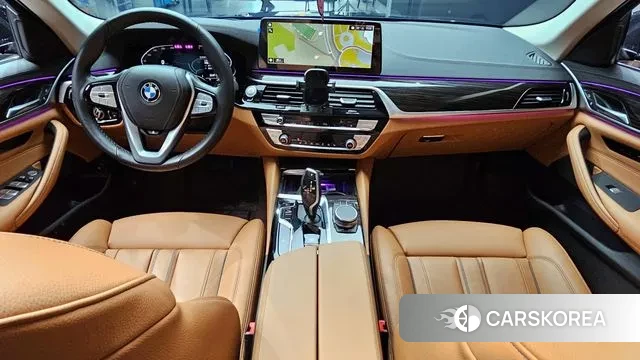 BMW 5 Series (G30) id 3735106 из Кореи 17