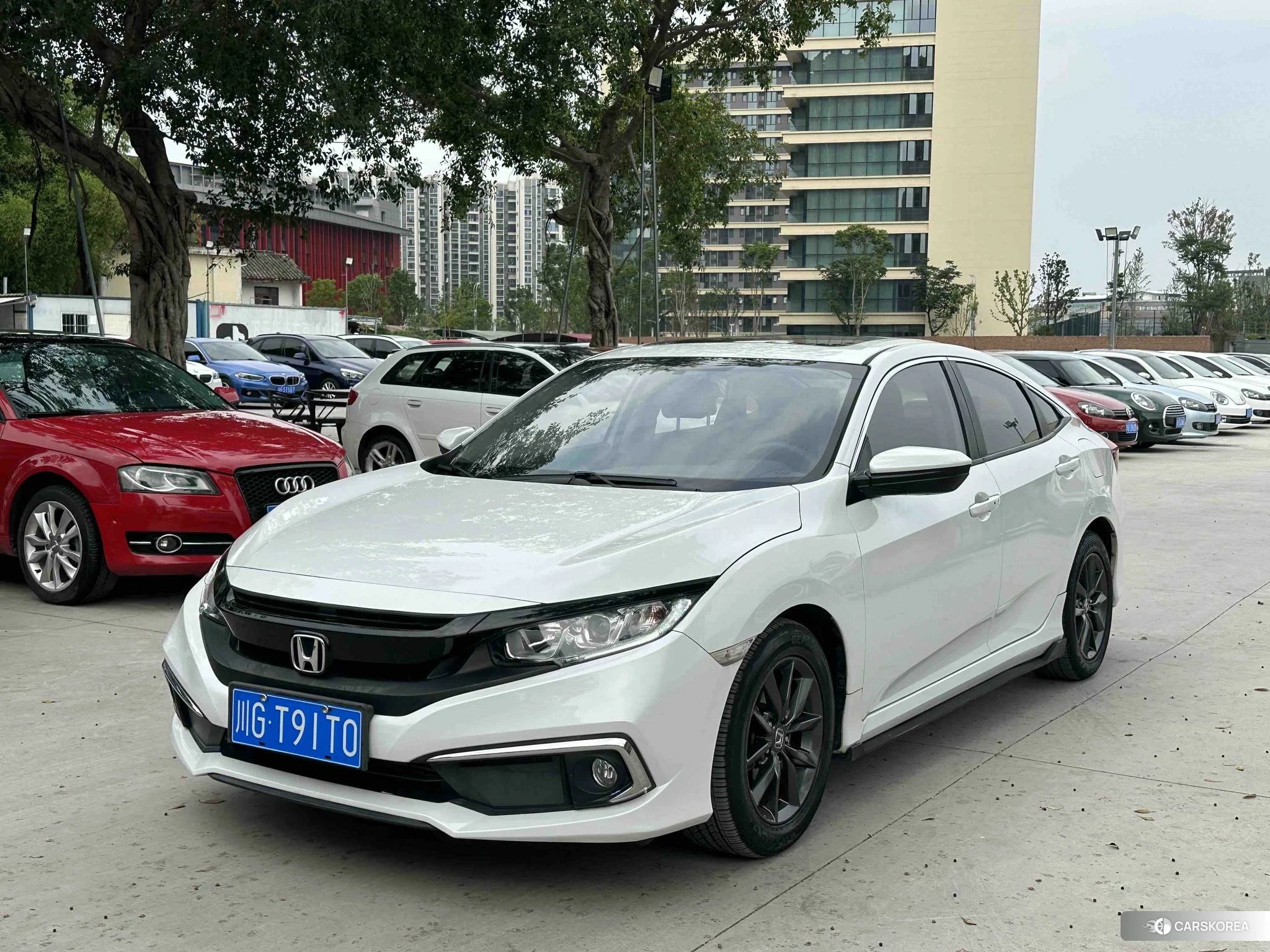 Honda Civic id 4440612 из Китая 8