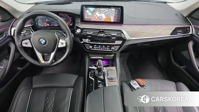 BMW 5 Series (G30) id 3437650 из Кореи 17