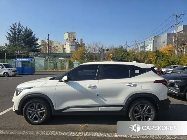 Kia Seltos id 3402598 из Кореи 15