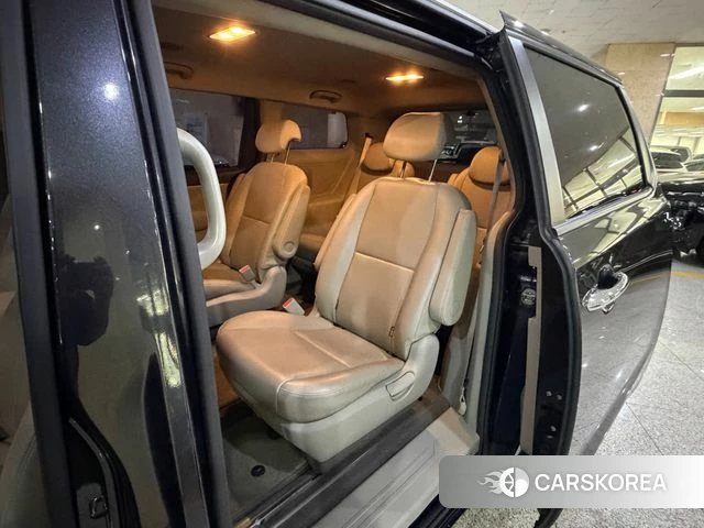 Kia The New Carnival id 4776432 из Кореи 17