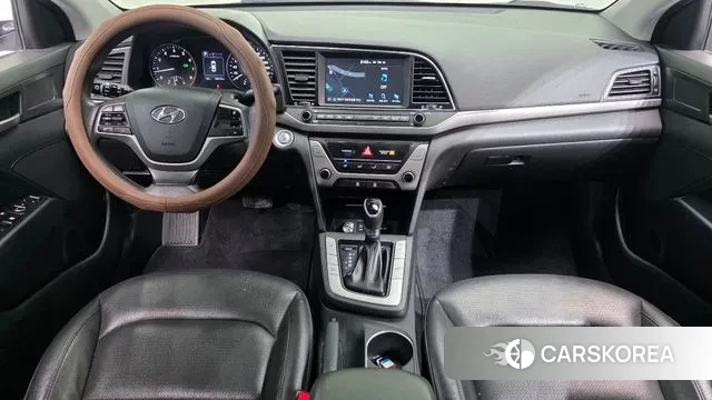 Hyundai Avante AD id 3789596 из Кореи 17