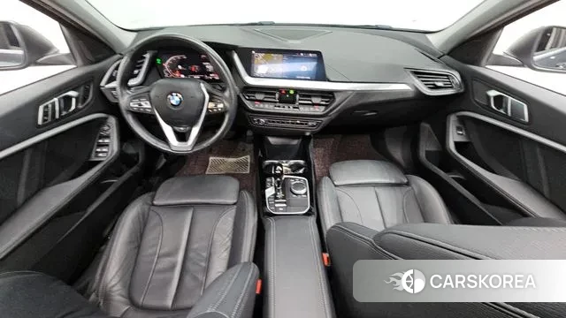 BMW 1 Series (F40) id 3395018 из Кореи 17