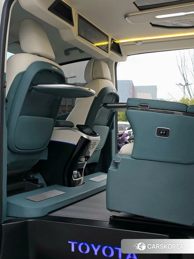 Toyota Hiace id 4261221 из Китая 15