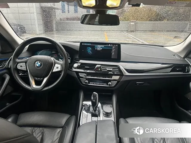 BMW 5 Series (G30) id 3733624 из Кореи 16