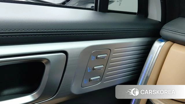 Hyundai Santa Fe (MX5) id 4298636 из Кореи 17